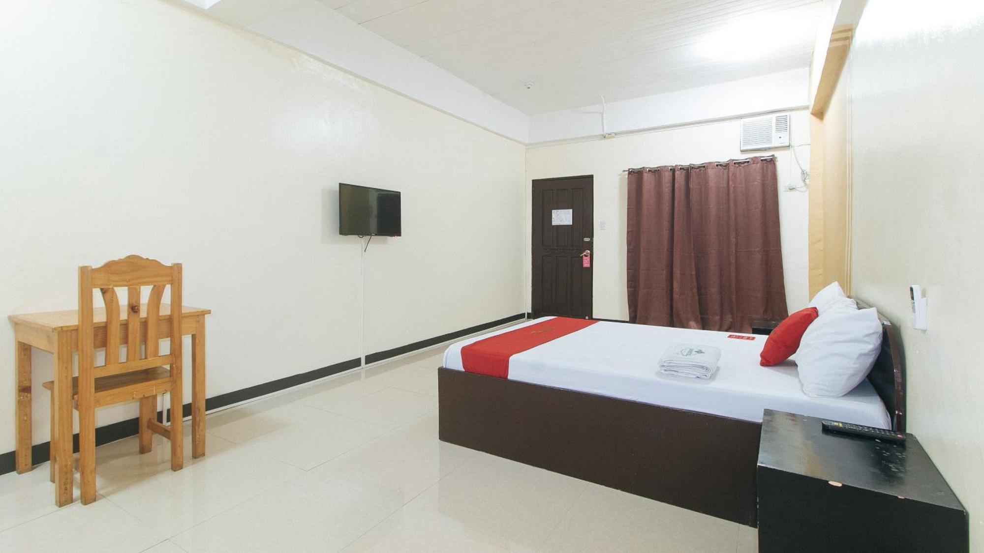 Reddoorz Near Sm City Muntinlupa San Pedro  Bagian luar foto